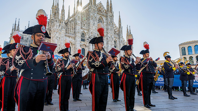 CARABINIERI Piazza Duomo